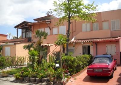 Casa Vacanze Villaggio Portorosa Tourist Club